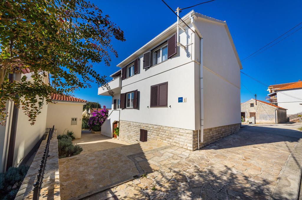 Apartments Nada Zadar Bagian luar foto