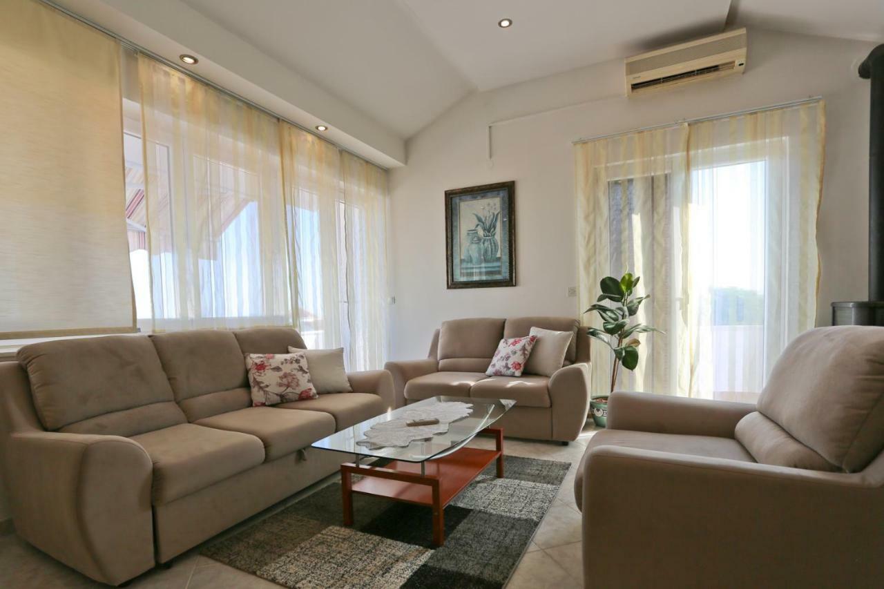 Apartments Nada Zadar Bagian luar foto