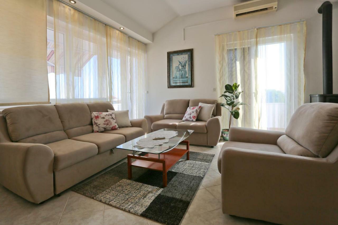 Apartments Nada Zadar Bagian luar foto