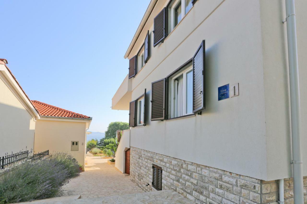 Apartments Nada Zadar Bagian luar foto
